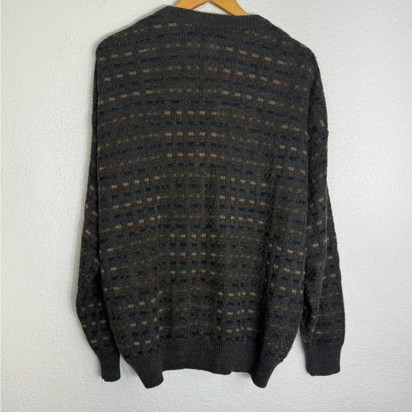 Vintage Van Heusen Dark Gray Stripe Button Down Cardigan Men Large Grunge Layers - Picture 4 of 7